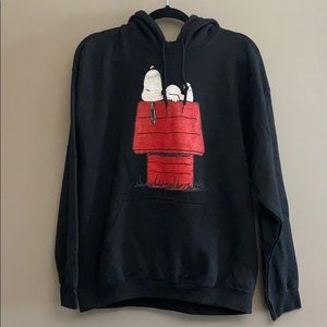 Women’s Peanuts Snoopy on his Doghouse Hoodie